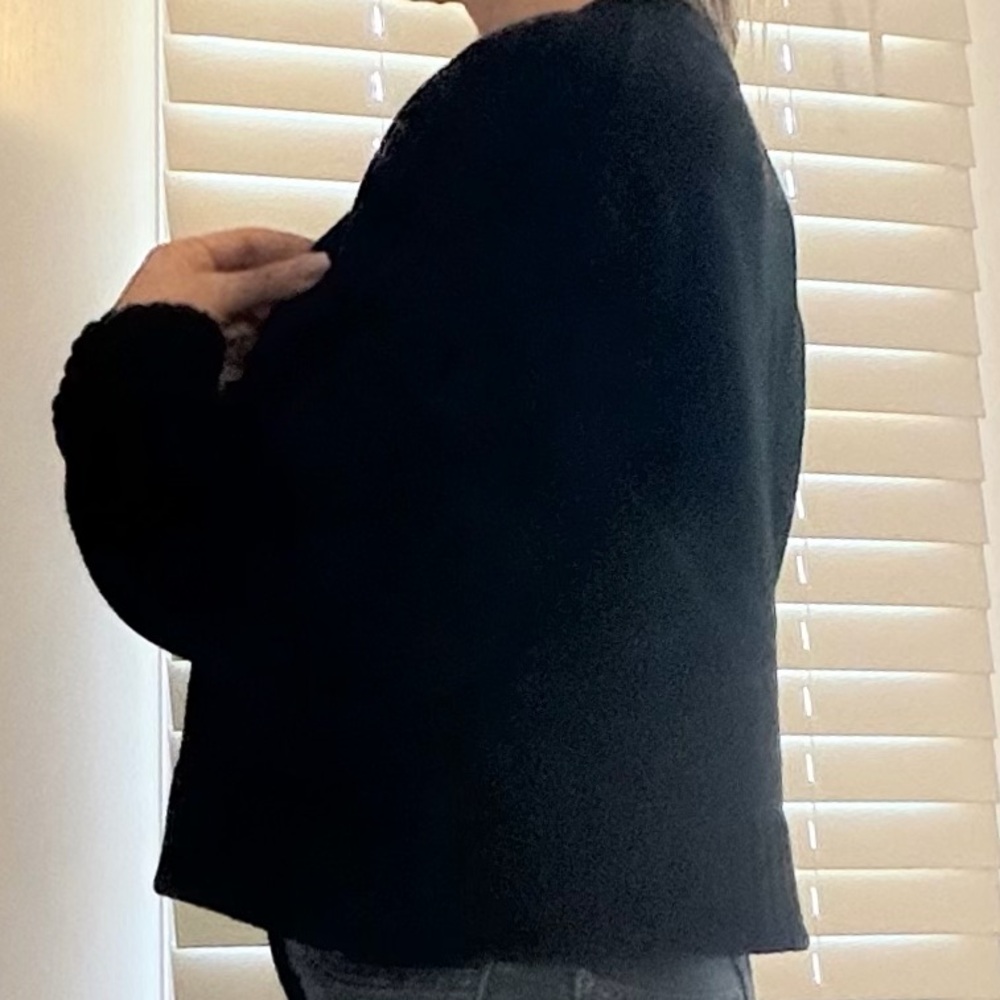 Gap Black Knit Cropped Cardigan | Small P | Like New - Picture 9 of 10